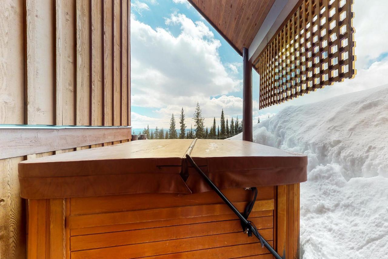 Villa Polar Peak Big White Exterior foto